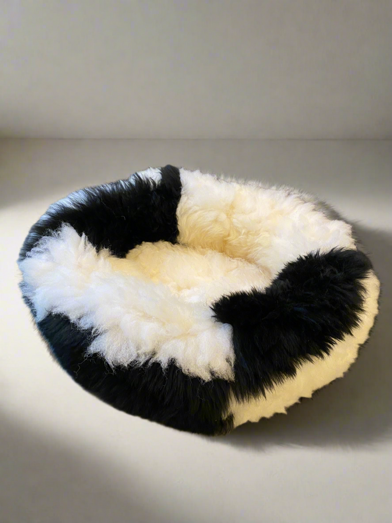 Sheepskin Pet Bed