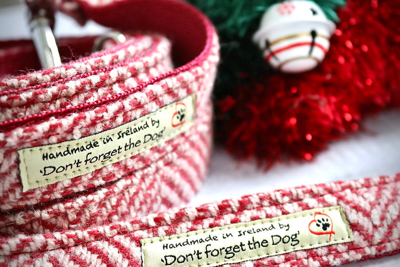 Don’t Forget the Dog - Christmas Candy Cane Tweed Dog Lead (metal clasp)